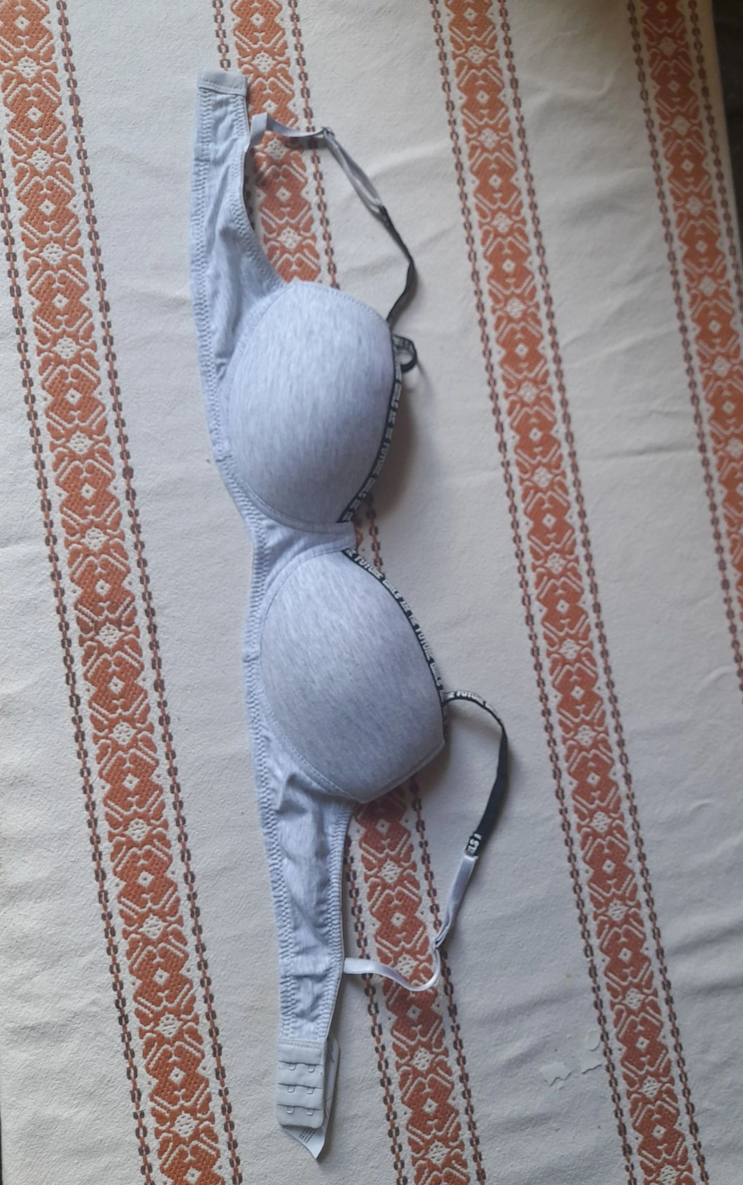 Bra size 85B – photo 3